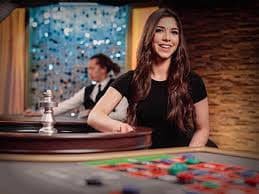 Antarmuka Mobile pari303 Antarmuka Live Blackjack di aplikasi mobile pari303
